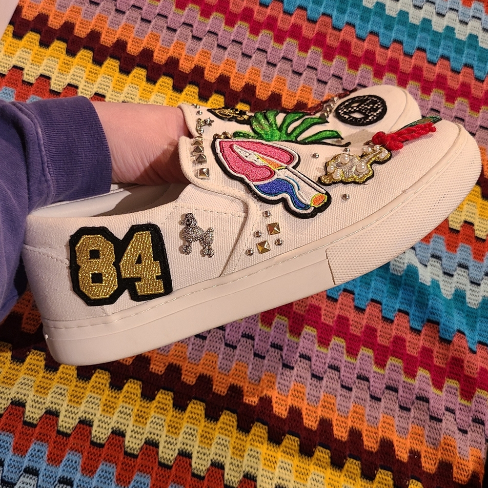 Free Ship! Marc Jacobs White Sneakers with Patches